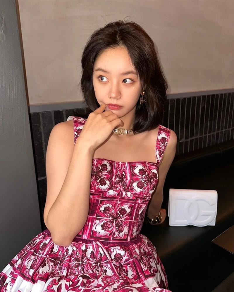 Số phận những em gái quốc dân ở showbiz-18