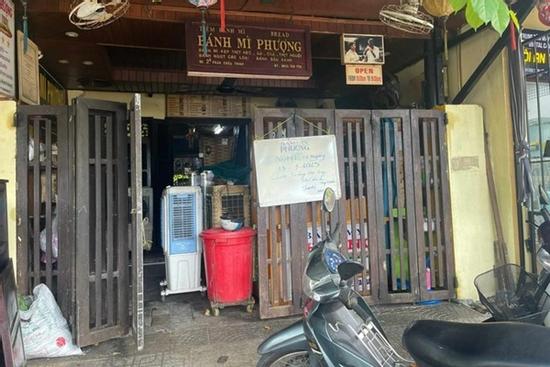 47 người nhập viện sau khi ăn bánh mì Phượng, có 6 khách nước ngoài