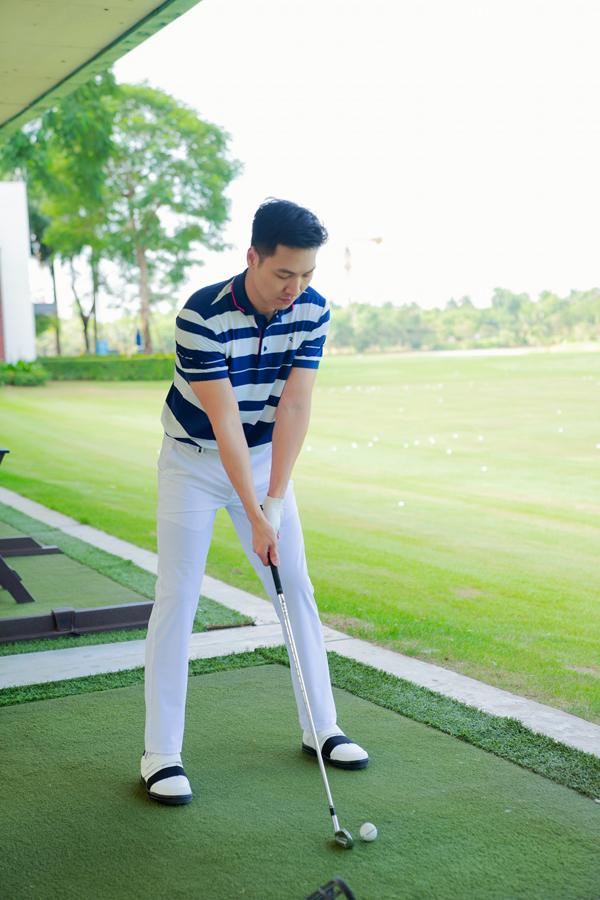 Mạnh Trường - quý ông U40 1 vợ, 3 con nhưng vẫn như trai tân nhờ bí quyết giữ dáng ít người biết-4