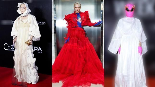 Tranh cãi TikToker Phạm Thoại giả gái, ngã kiệu là chiêu trò-4