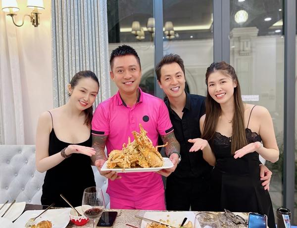 3 gia đình hot nhất nhì showbiz hội ngộ, Đăng Khôi gây chú ý với một hành động đặc biệt-3