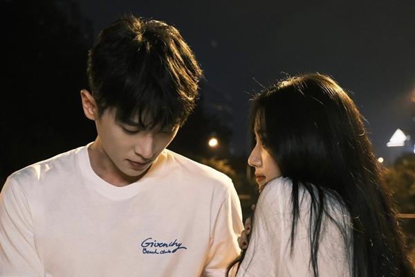 Cặp diễn viên phụ gây sốt màn ảnh Hoa ngữ lấn át nam nữ chính-7