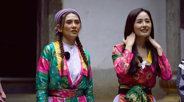 Mai Phương Thúy gây tò mò với loạt ảnh cùng hội bạn thân bằng tuổi-11