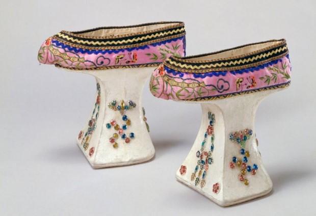 Lạ Lùng đôi giày gần 463 tỷ đồng của Từ Hi Thái hậu-6