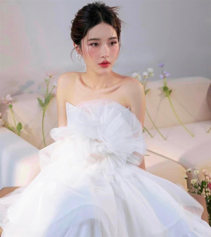 Bạn gái hot boy trường Y, gây chú ý tại Tỏ Tình Hoàn Mỹ là ai?-3