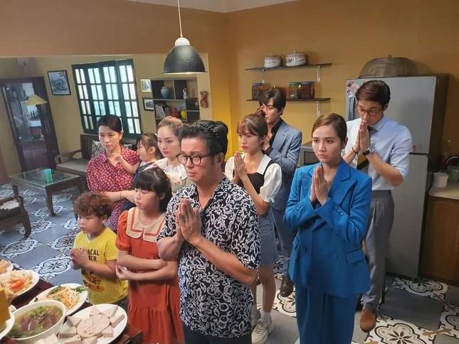 Ê-kíp Gia Đình Mình Vui Bất Thình Lình đánh lừa khán giả-3