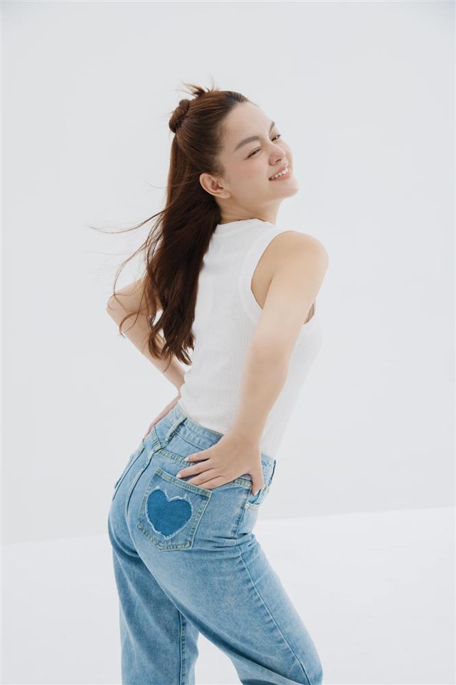 Bí quyết giúp Phạm Quỳnh Anh U40 qua 3 lần sinh nở, body vẫn nuột nà, da không tì vết-4