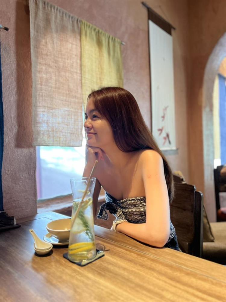 Bí quyết giúp Phạm Quỳnh Anh U40 qua 3 lần sinh nở, body vẫn nuột nà, da không tì vết-7