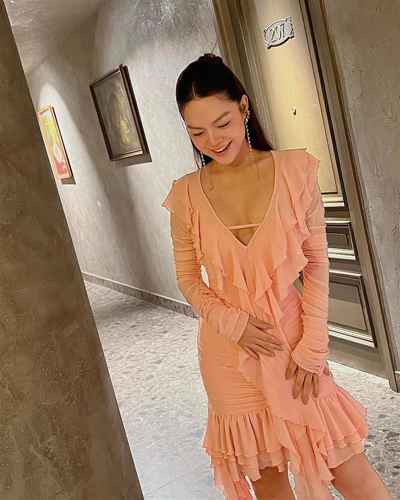 Bí quyết giúp Phạm Quỳnh Anh U40 qua 3 lần sinh nở, body vẫn nuột nà, da không tì vết-8