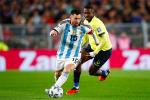Lionel Messi bất ngờ xuất hiện trong vai trò độc lạ ở tuyển Argentina