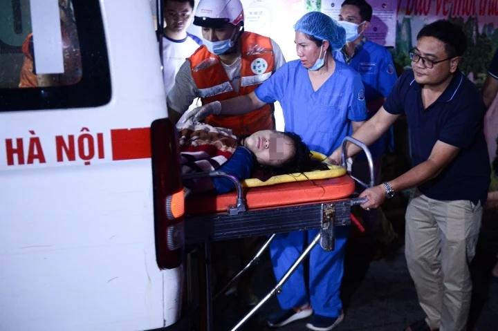 Có học sinh mất cả gia đình trong đám cháy chung cư mini ở Hà Nội-1