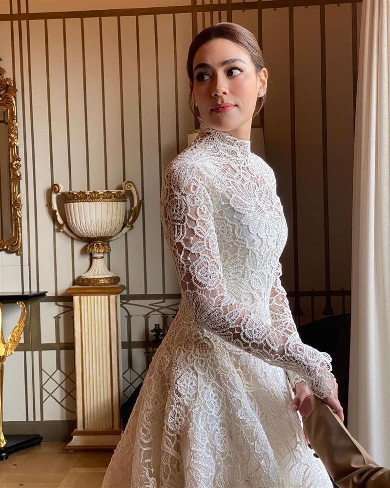 Cặp sao đẹp nhất Thái Lan hôn mãnh liệt trong đám cưới cổ tích-4