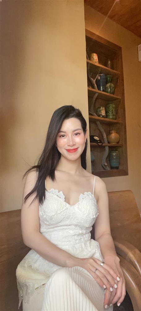 Nhan sắc vợ cũ cắm sừng Việt Anh trong Cuộc Chiến Không Giới Tuyến-8