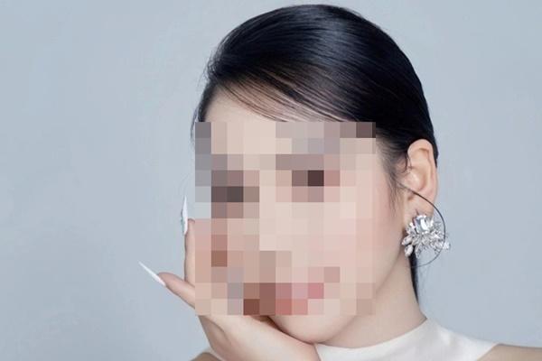 Nữ MC chân dài 1m1 vướng nghi vấn nhạy cảm đường dây 200 triệu bức xúc lên tiếng-4