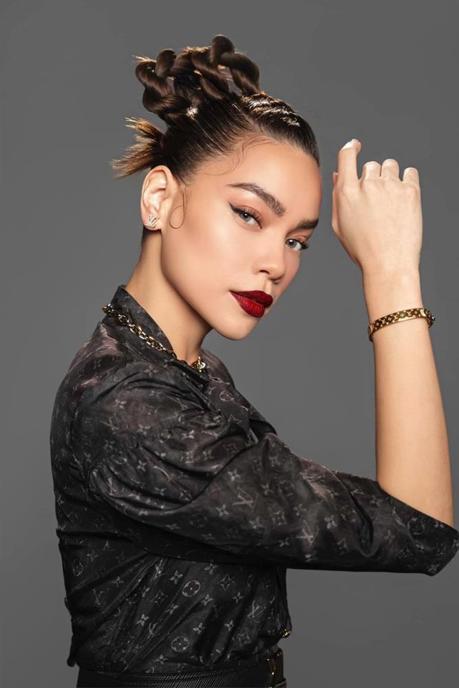 Dược Sĩ Tiến lên tiếng về tin đồn chèn ép Thanh Hằng - Hà Hồ ở The New Mentor-2