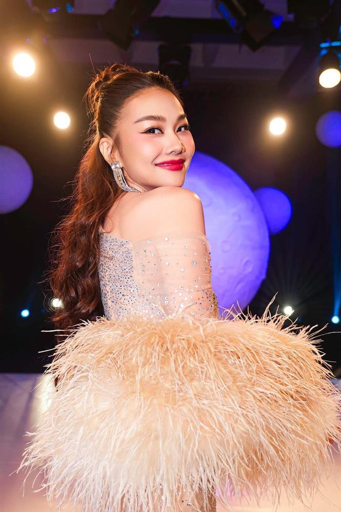 Dược Sĩ Tiến lên tiếng về tin đồn chèn ép Thanh Hằng - Hà Hồ ở The New Mentor-3