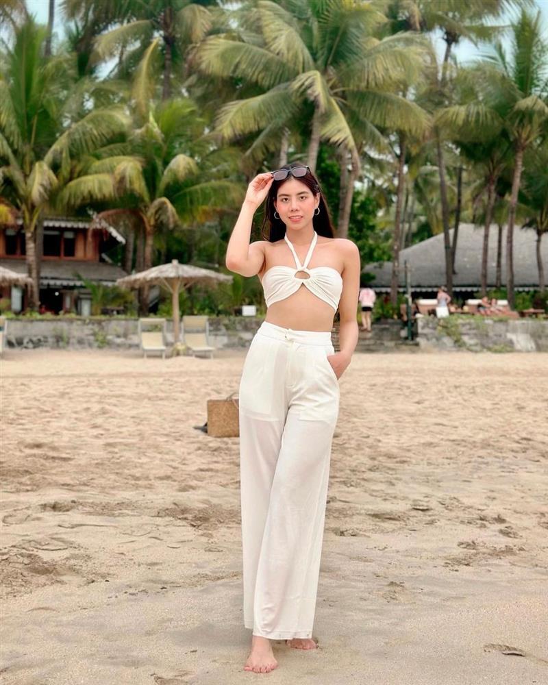 Người mẫu cao 1,8 m đăng quang Hoa hậu Hoàn vũ Myanmar-10