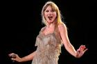 Phim của Taylor Swift vượt bom tấn siêu anh hùng