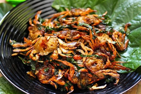 Cua rang lá lốt - món ăn khiến tuổi thơ bao người sống dậy-3