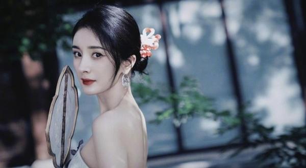 Nhan sắc thật của Dương Mịch ở tuổi 37-3