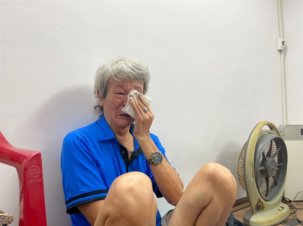 Nỗi đau đớn, dằn vặt của cặp vợ chồng già là bảo vệ tòa nhà trong vụ cháy chung cư mini-2