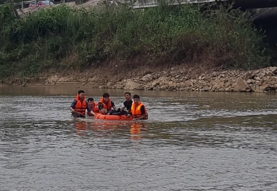 Nam thanh niên tử vong vì va chạm với tàu hỏa-1