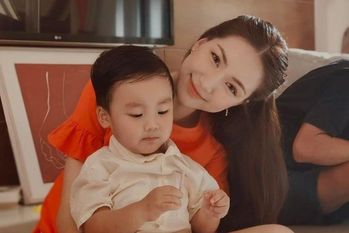 Hôn nhân kín tiếng của Người Đẹp Tây Đô Hồng Ánh: Từng bị dọa khi làm dâu miền Bắc-6