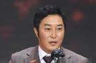 Nam diễn viên Hàn bật khóc: 'Tôi cứu được nhiều người nhưng không cứu được mẹ'