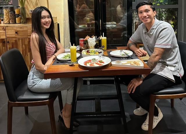 Đoàn Văn Hậu cầu hôn Doãn Hải My, fan tò mò thông tin đám cưới-2