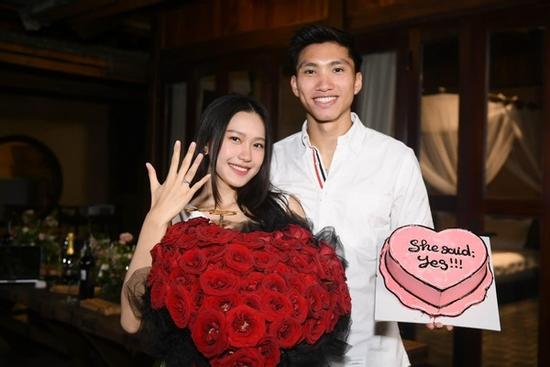 Đoàn Văn Hậu cầu hôn Doãn Hải My, fan tò mò thông tin đám cưới