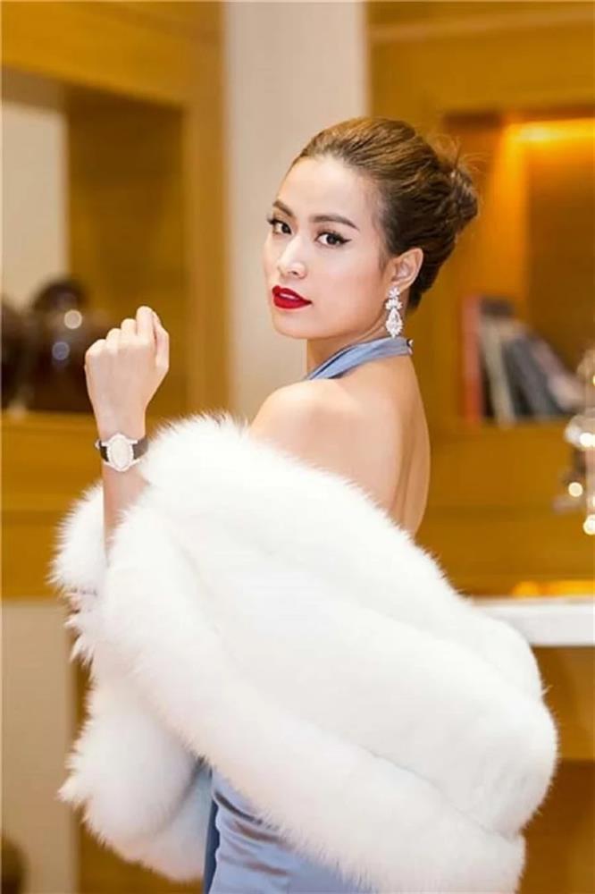 Nhan sắc thay đổi ngày càng xinh đẹp, gợi cảm của Hoàng Thùy Linh-4