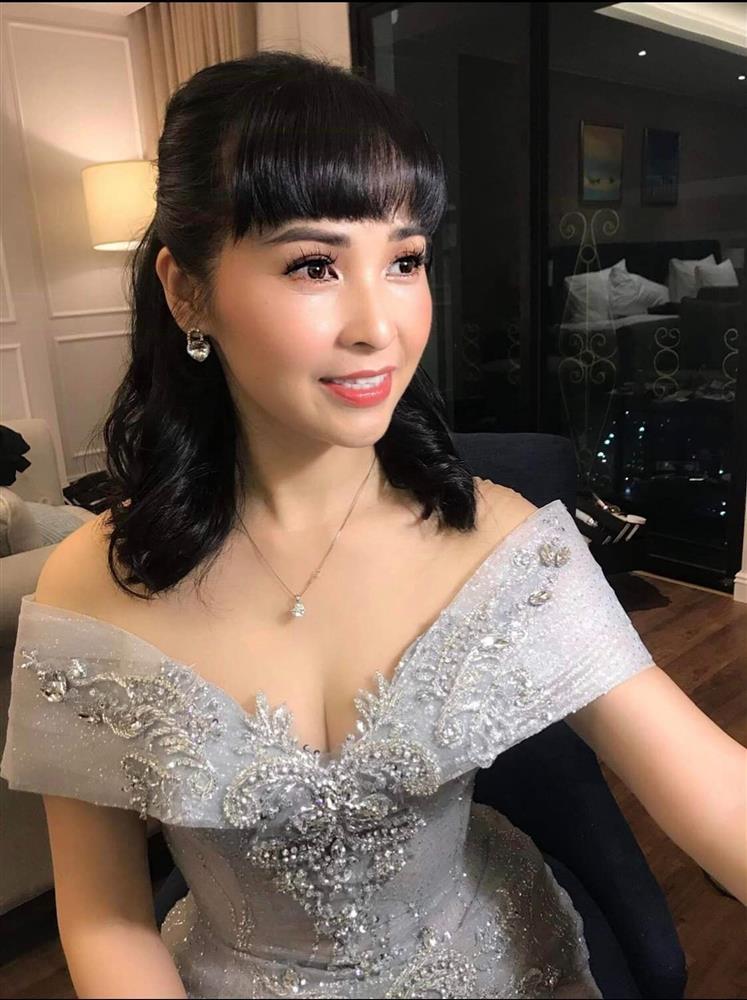 Trang Nhung: Tôi phiền khi bị nói lấy chồng đại gia, ở nhà 100 tỷ đồng-10