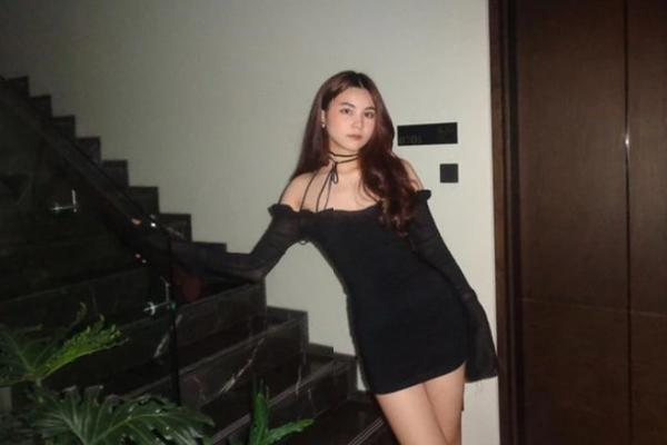 Hai con gái của Quyền Linh gây chú ý trong clip nhảy cùng bạn bè-3