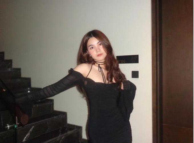 Con gái út của Quyền Linh gây bất ngờ với hình ảnh quyến rũ ở tuổi 15-1