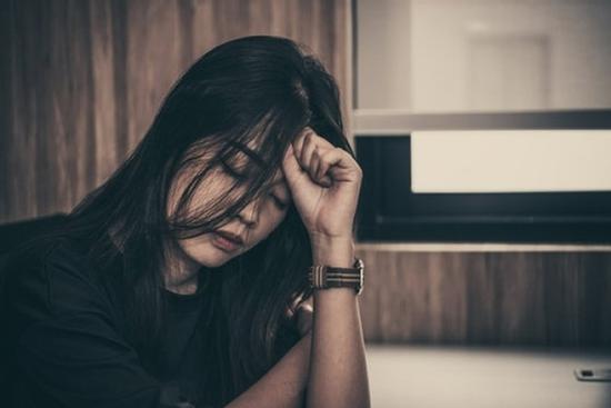 Xin lỗi các con, bố và mẹ không thể sống với nhau được nữa