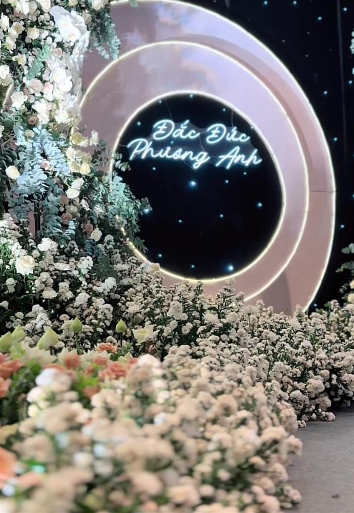 Đám cưới lộng lẫy như cổ tích của Á hậu Phương Anh và chồng doanh nhân-6