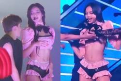 Lisa (BlackPink) diện váy siêu ngắn, bị lộ nội y