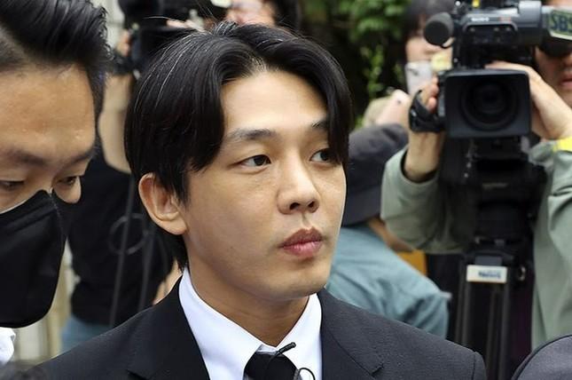 Yêu cầu bắt khẩn nam diễn viên dương tính 7 loại chất cấm-2