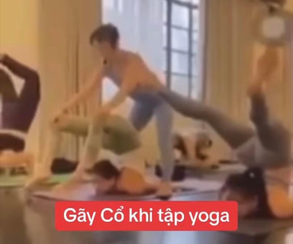 Học viên gãy cổ khi đang tập yoga: Bác sĩ nói gì?-1