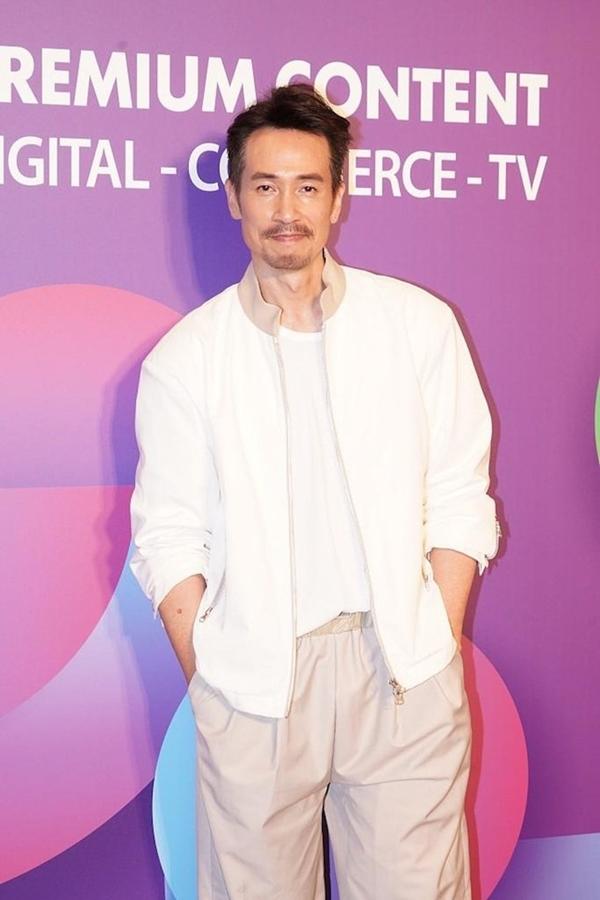 Tình cảnh xấu hổ của dàn sao TVB-2