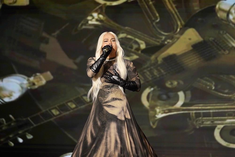 Giám khảo Vietnam Idol khen theo quán tính?-9