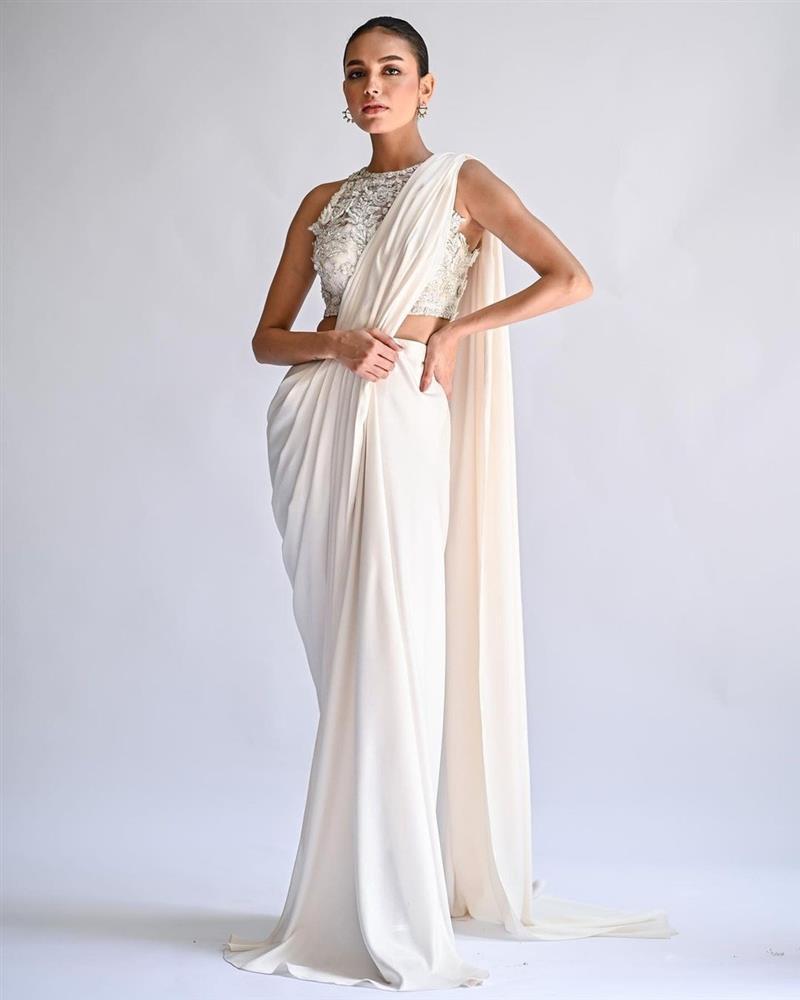 Hai búp bê sống hứa hẹn làm nên chuyện tại Hoa hậu Hoàn vũ 2023-6