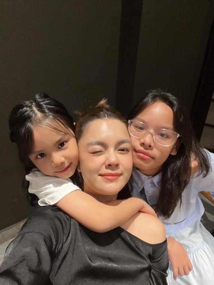 Phạm Quỳnh Anh tuổi 39: Mẹ 3 con gợi cảm, hạnh phúc bên bạn trai kém tuổi-10