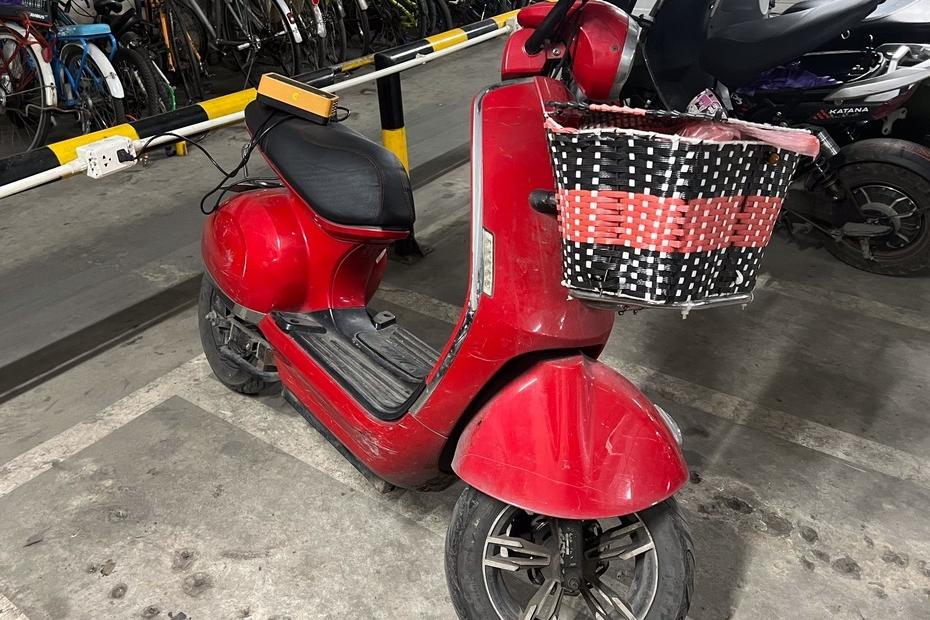 Sạc pin xe máy điện đúng cách-2