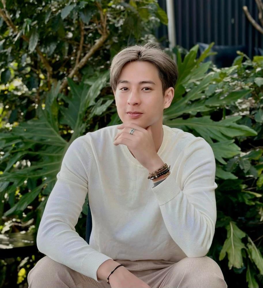 Hot boy cầu lông Phạm Hồng Nam lên xe hoa với bạn gái yêu 5 năm-4