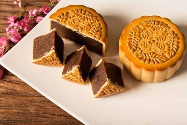 Bánh Trung Thu ngày càng ‘ngáo giá’, nhiều khách hàng quay lưng-1