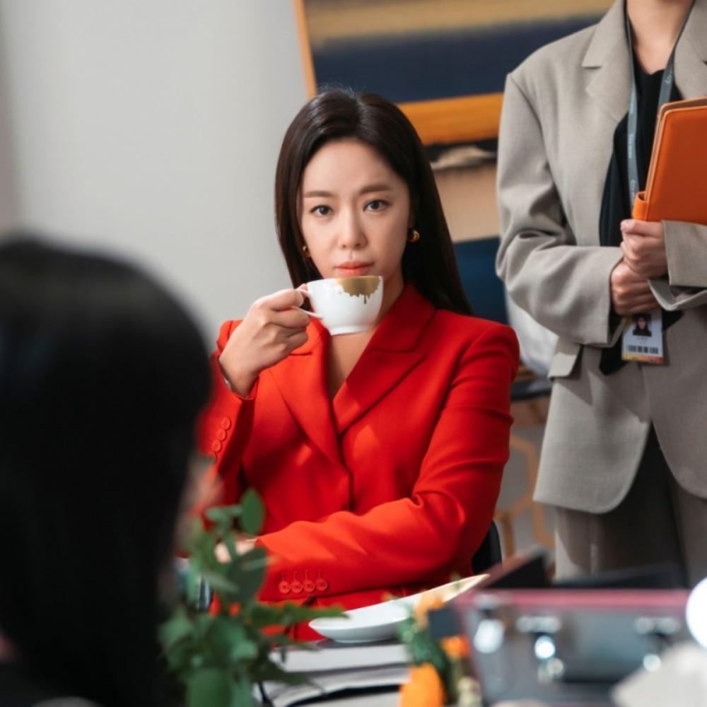 Hwang Jung Eum lần đầu đóng vai ác, bị chê kém xa Kim So Yeon-2