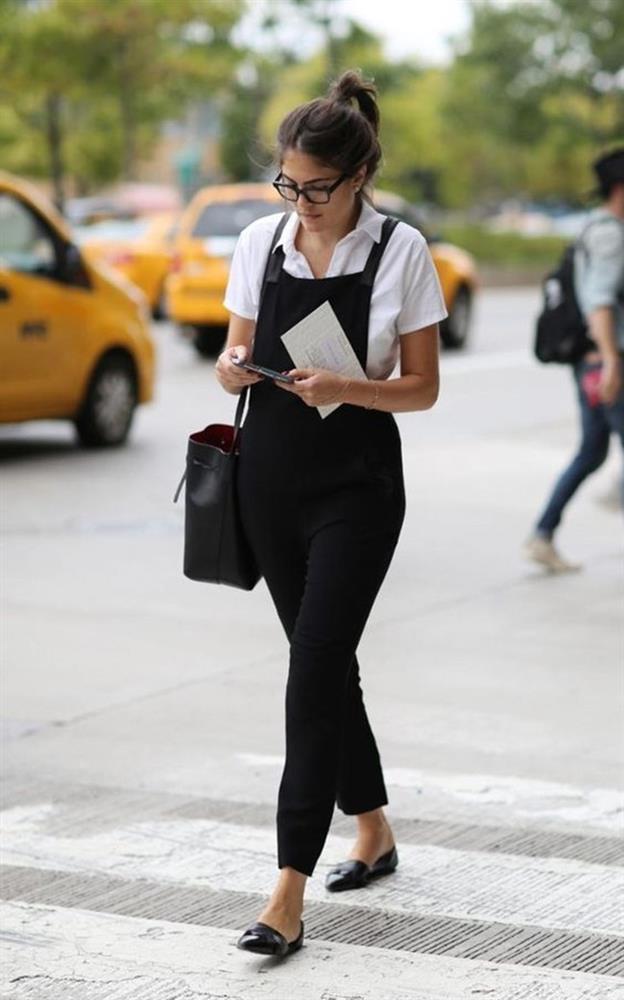 Nữ công sở hãy nói không với 4 kiểu quần đen này-2