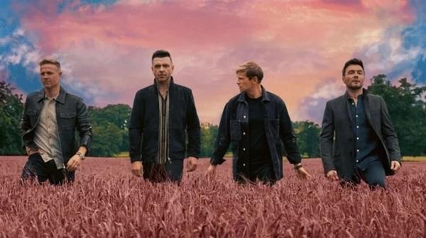 Nhóm Westlife thông báo trở lại Việt Nam, fan phấn khích-1