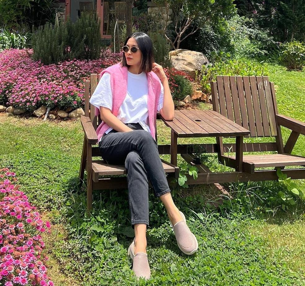 Mỹ nhân Việt trẻ hóa phong cách hiệu quả nhờ 5 món thời trang-1